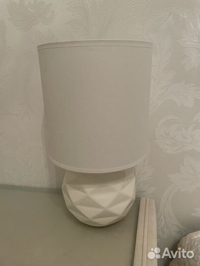 Лампа прикроватная