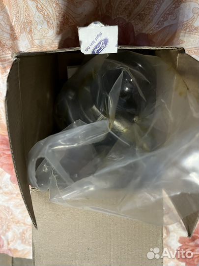 Вакуумный насос Ford 1689115