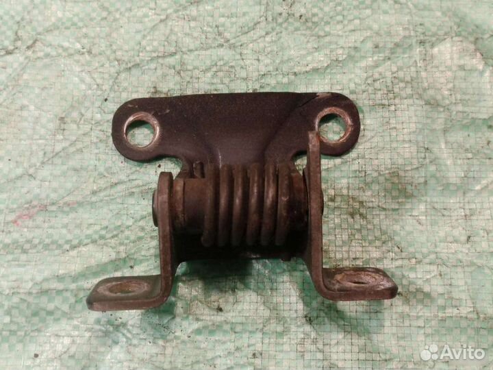 Петля откидного борта Land Rover Range Rover 2