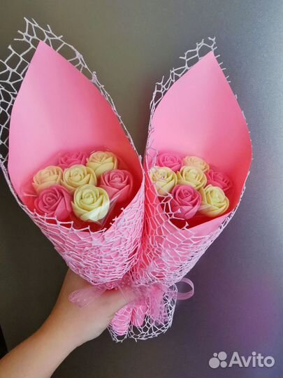 Букет шоколадных роз на 1 сентября