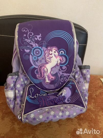 Школьный рюкзак с ортопедической спинкой