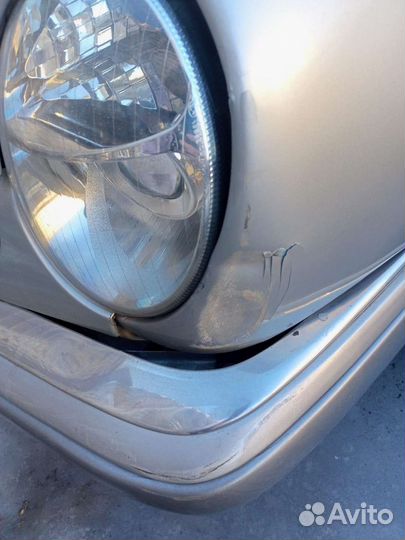 Крыло переднее левое на Мерседес w210