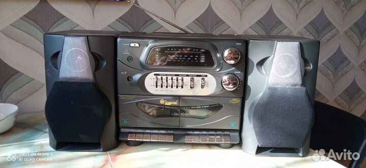 Кассетный магнитофон