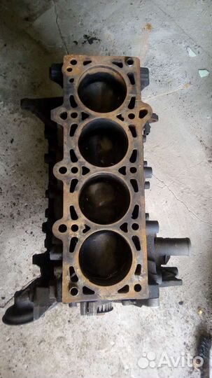 Двигатель крайслер Волга 2,4