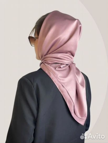 Новый комплект Шапка + Шёлковый платок