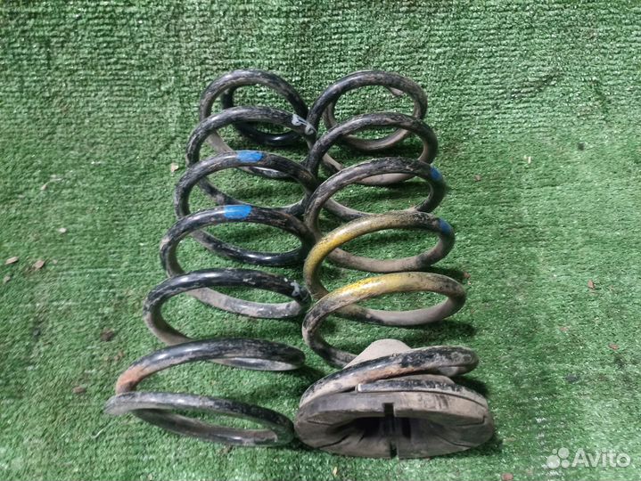 Пружина задняя Honda Civic viii (2005—2009)