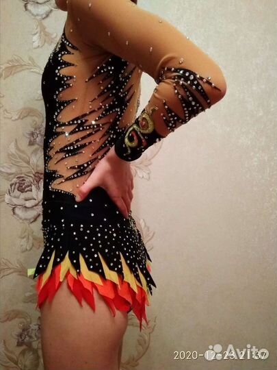 Купальник для художественной гимнастики