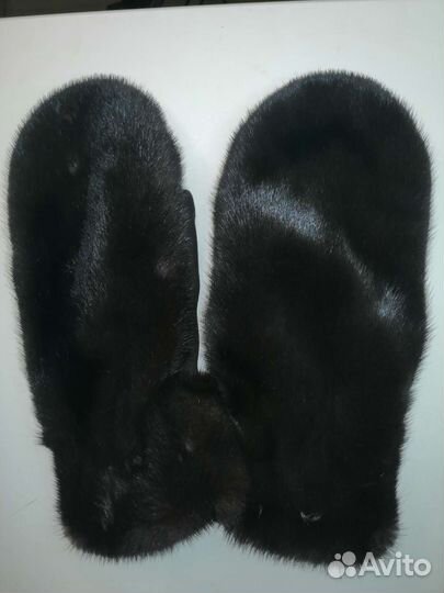 Варежки из меха норки сканблэк