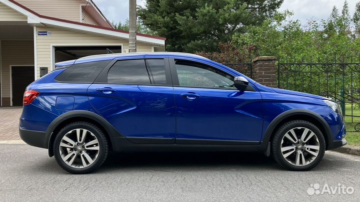 LADA Vesta Cross 1.8 МТ, 2021, 25 900 км