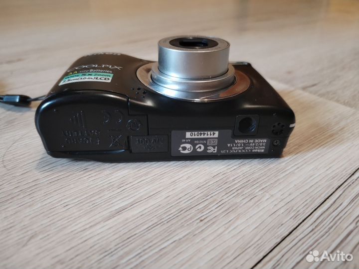 Компактный фотоаппарат nikon