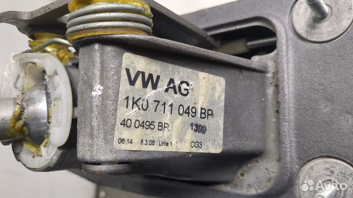 Кулиса кпп Skoda Octavia (A5)