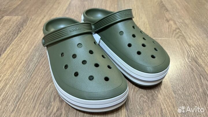 Crocs Оригинал размер 42 M9W11