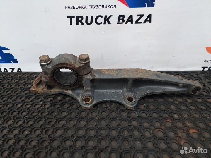 Кронштейн пневморессоры правый