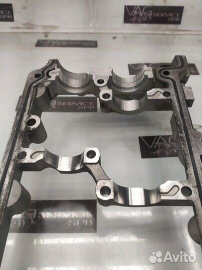 Крепление валов (рамка головки) левая BKS