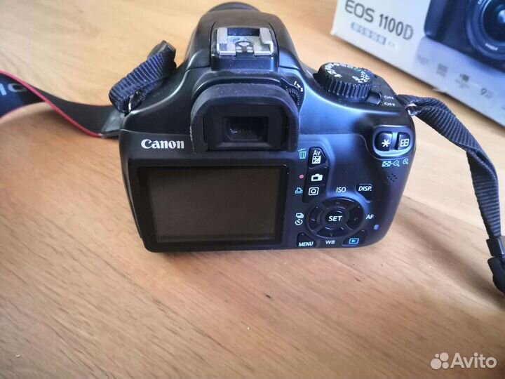Зеркальный фотоаппарат canon 1100d