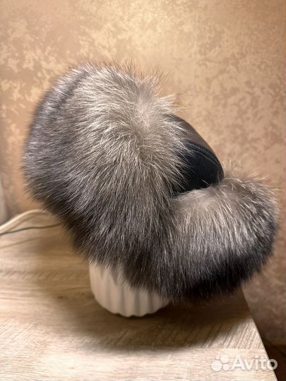 Шапка с чернобуркой