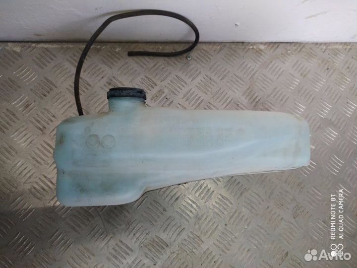 Бачок омывателя лобового стекла Renault Logan 2 L8