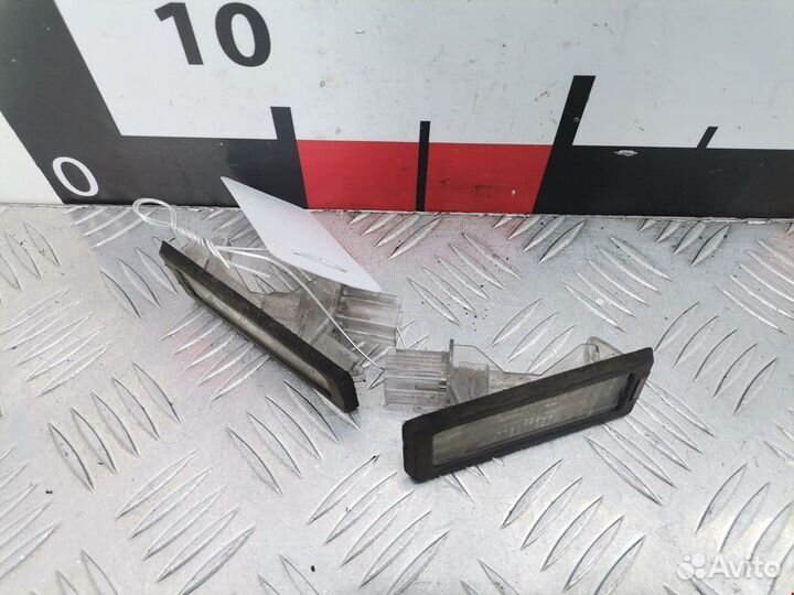 Подсветка номера Renault Scenic 2 рест. 2007