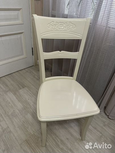 Стулья кухонные деревянные