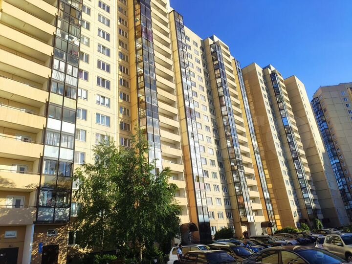 3-к. квартира, 77 м², 2/18 эт.