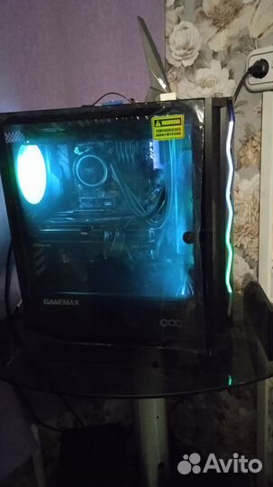 Игровой мистемный блок:i7 8086,32 Гб озу
