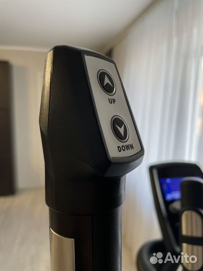 Эллиптический тренажер Proxima Enima II iPro