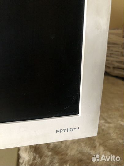 Монитор benq Q7T4