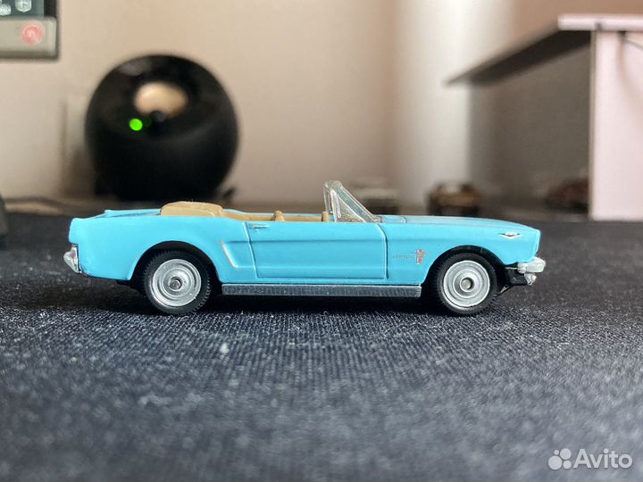 Машинки Hot wheels 1:64