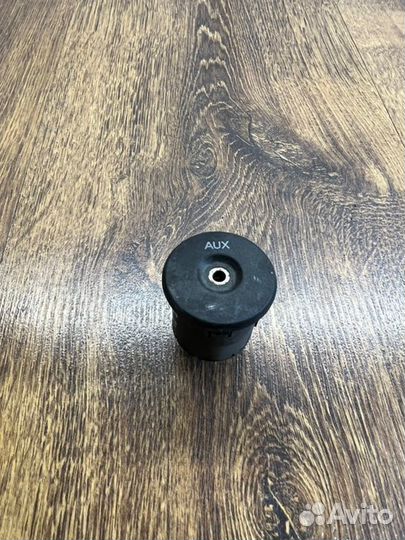 Адаптер магнитолы AUX Nissan Note хэтчбек 1.4 2007