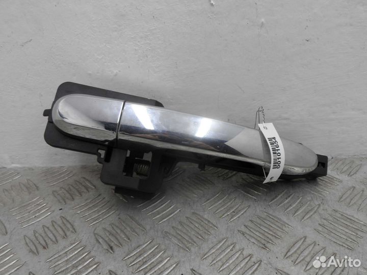 Ручка передняя R Kia Sorento 2 XM