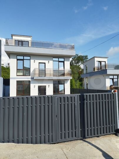 Дом 150 м² на участке 4 сот.