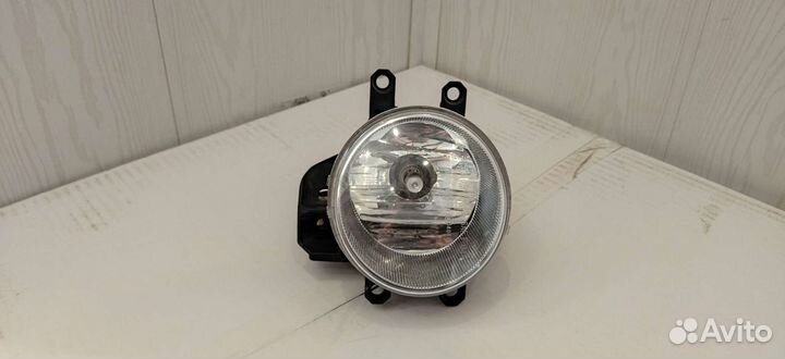 Птф правый Toyota Tundra 2 оригинал