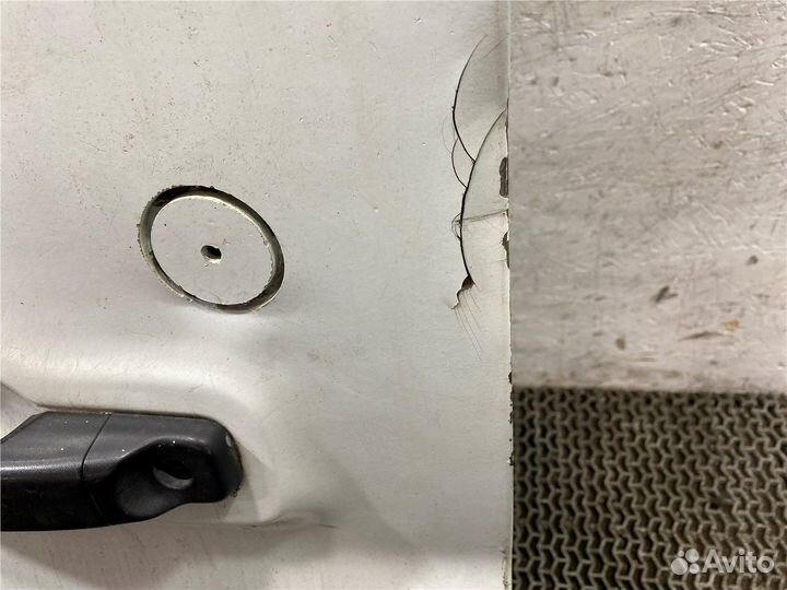 Дверь задняя Opel Vivaro, 2015