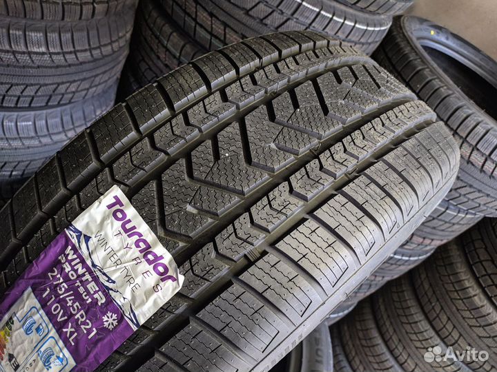 Tourador Winter Pro TSU1 275/45 R21 110V