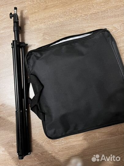 Кольцевая лампа со штативом