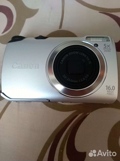 Компактный фотоаппарат