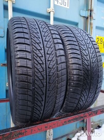 Goodyear UltraGrip 8 Performance 235/40 R18 102T
