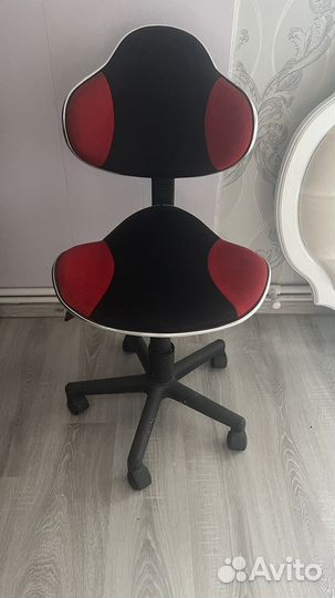 Компьютерное кресло