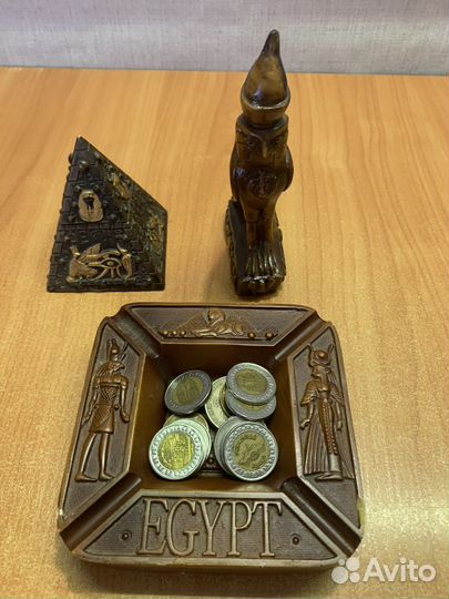 Египетская статуэтка