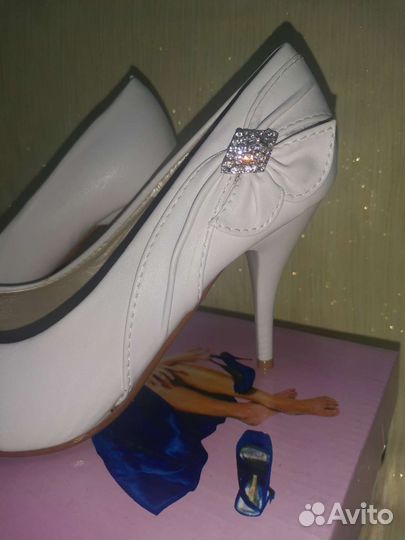 Туфли женские 35 размер новые белые