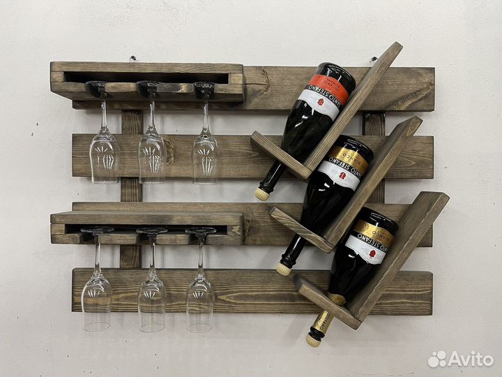 Полка для вина и бокалов