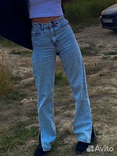 Джинсы с разрезами xs