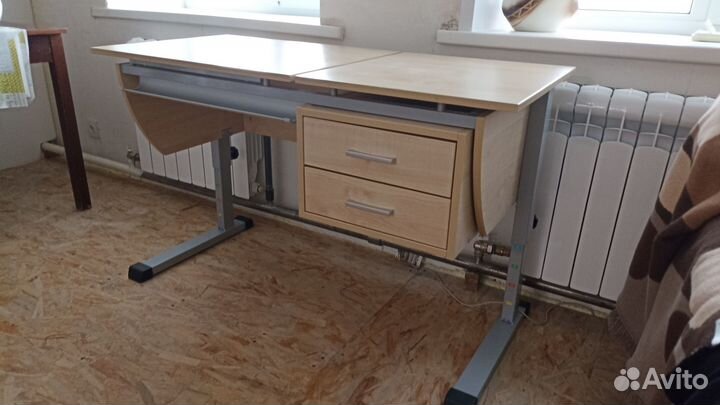 Стол парта для школьника
