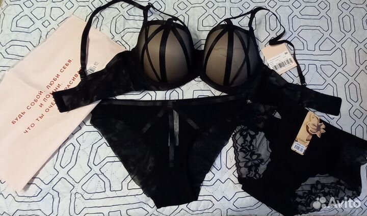 Комплект женского нижнего белья