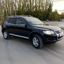 Volkswagen Touareg 3.0 AT, 2008, 300 000 км, с пробегом, цена 985 000 руб.