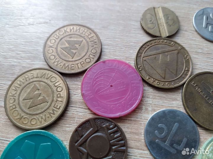 Жетоны метро и таксофона