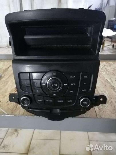Магнитола штатная Chevrolet Cruze