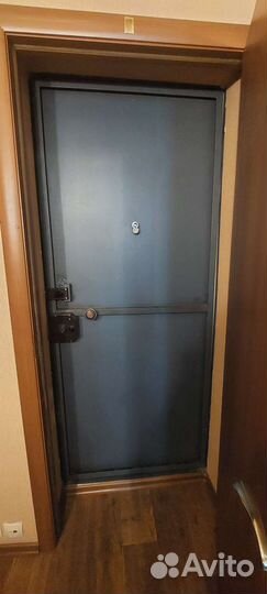 Дверь входная металлическая бу