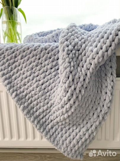 Плед вязаный ручная работа из ализе пуффи