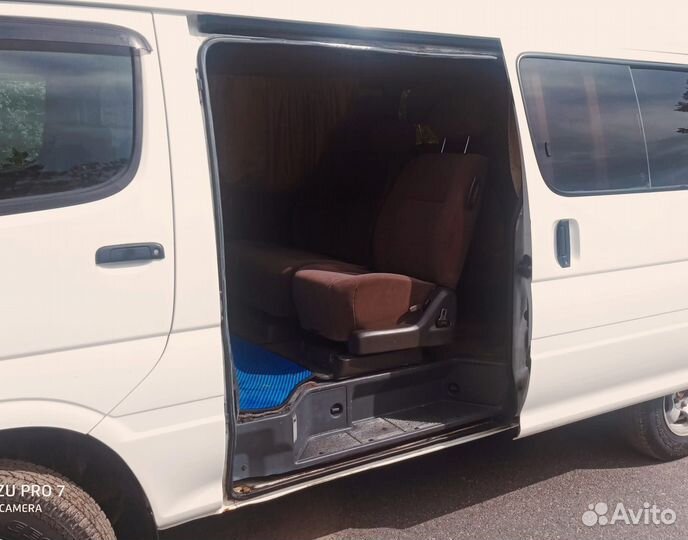 Toyota Hiace 3.0 МТ, 2002, 263 825 км